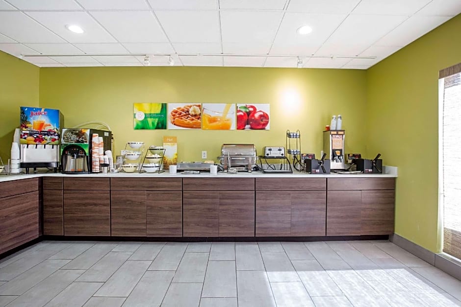 Quality Inn & Suites Arnold – St Louis – Arnold, MO