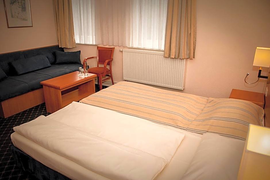 Elbbrücken Hotel