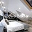 Hackney Suites - En-suite rooms & amenities