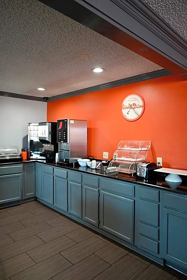 Howard Johnson by Wyndham New Braunfels