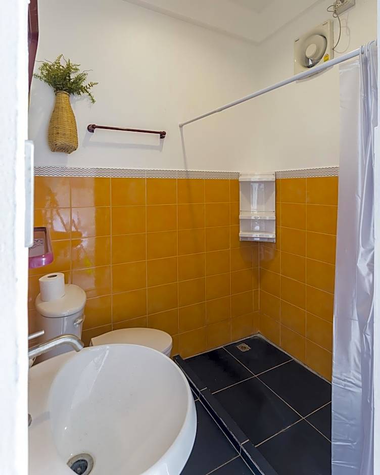 Stockhome Hostel Ayutthaya