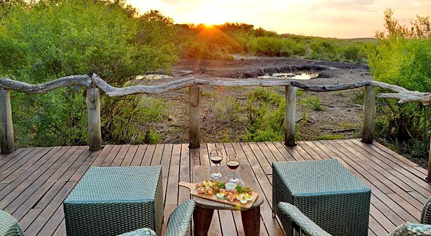 Motswiri Private Safari Lodge