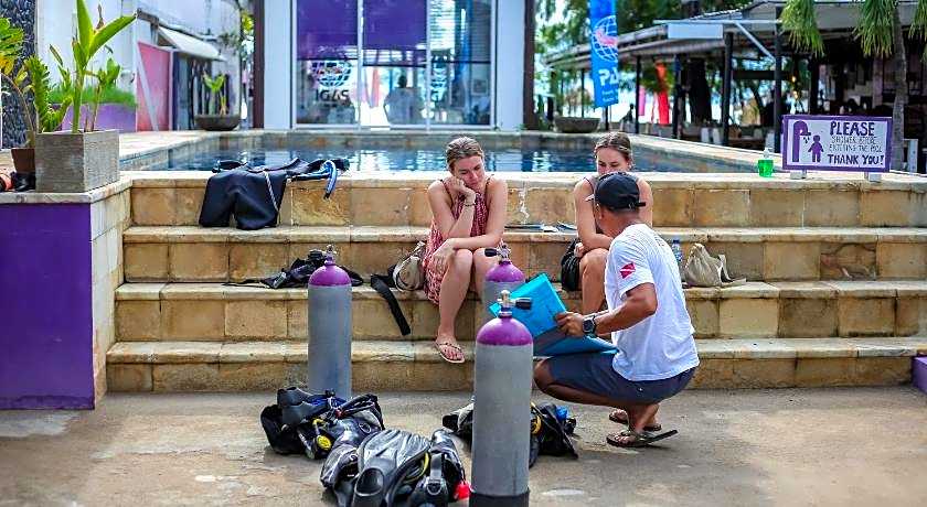 Diversia Diving Club and Bungalows