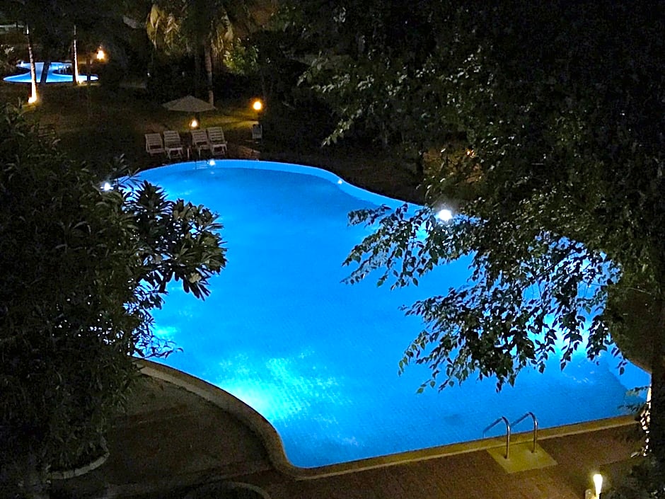 Baan Talay Samran Villa