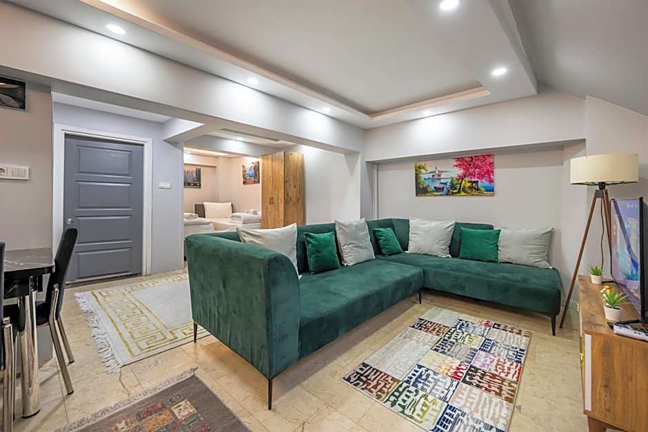 AYKA APART SUiTES OLD CITY