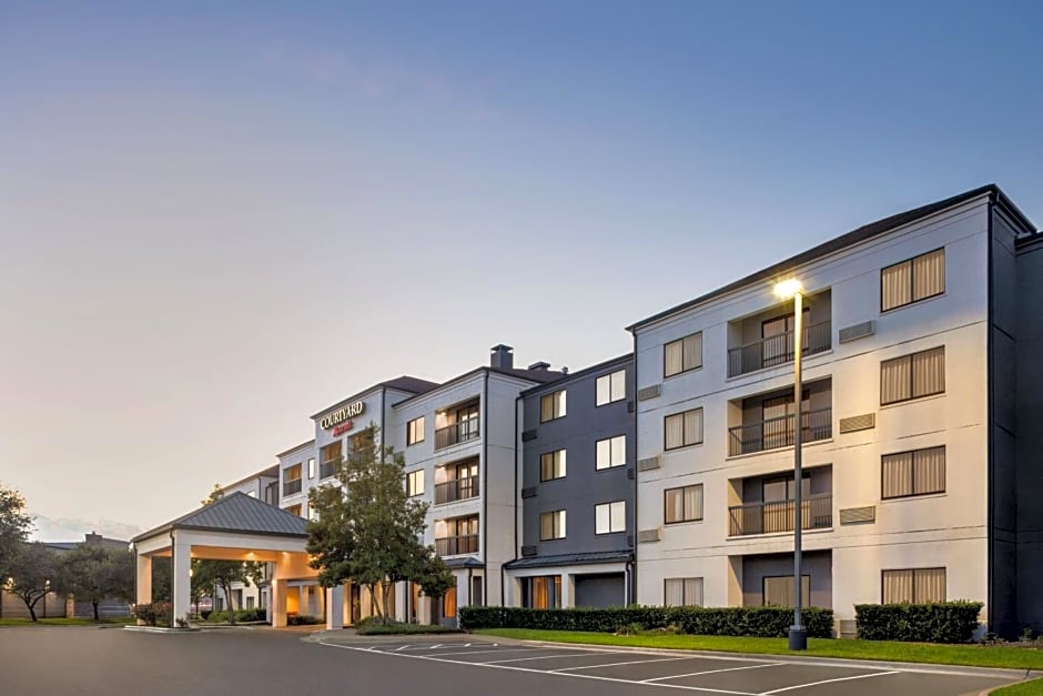 Courtyard by Marriott Houston Sugar Land/Stafford