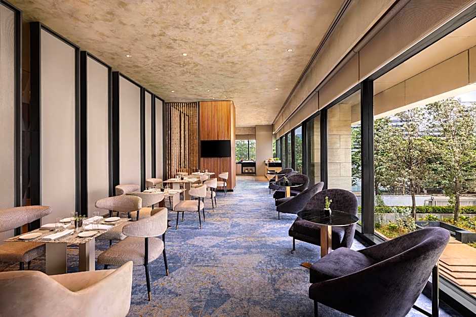 The Den Bengaluru, Lxr Hotels & Resorts