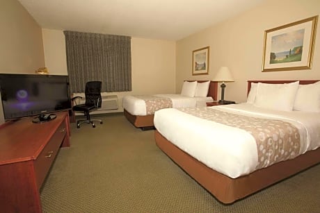 Standard Room with Two Double Beds