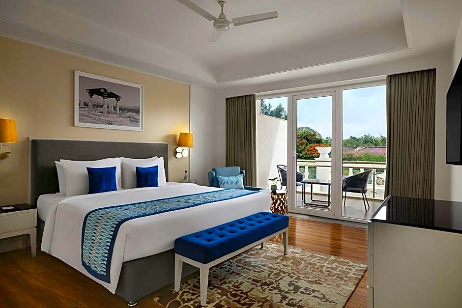 Amanora The Fern Pune, Series by Marriott