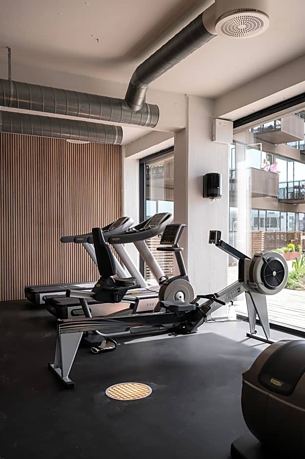 The Pier apartments by Daniel&Jacob's