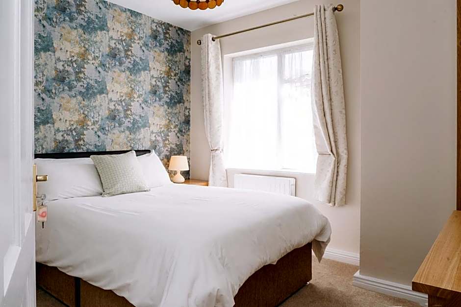 Plougastel House B&B