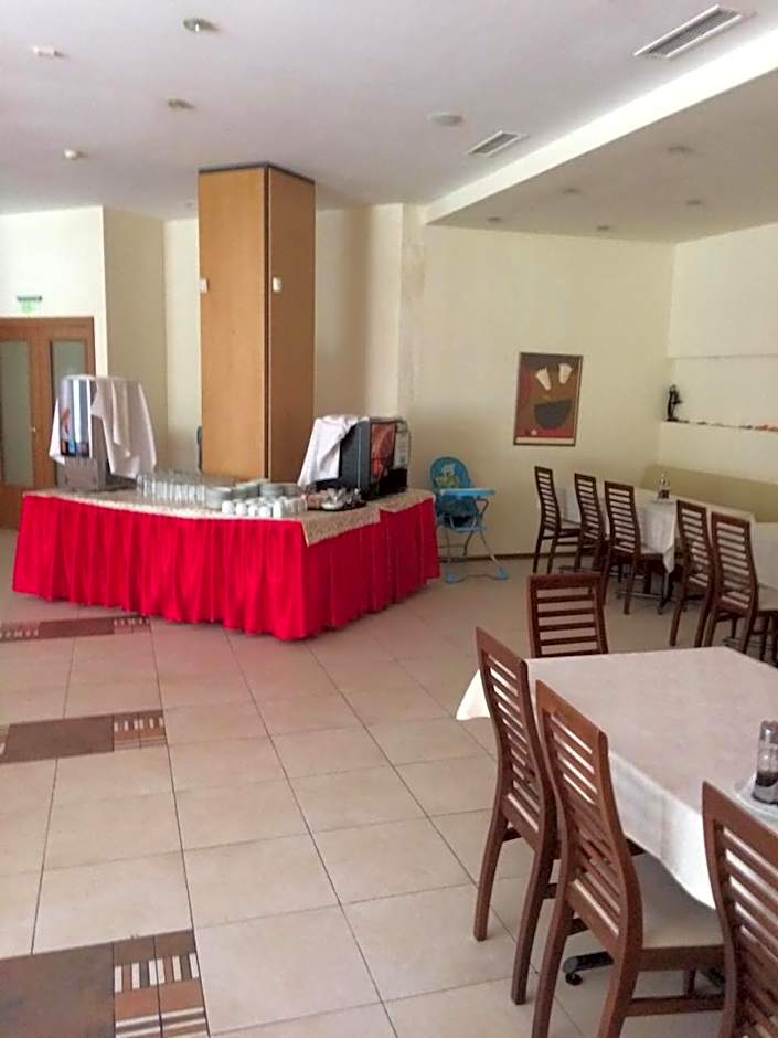 Enjoy Studios and Lovely Apartment Villa Park