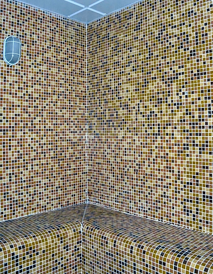The Lodge Suites