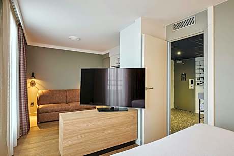 Family Queen Room with Sofa Bed and Balcony