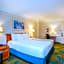 La Quinta Inn & Suites by Wyndham Norfolk Virginia Beach