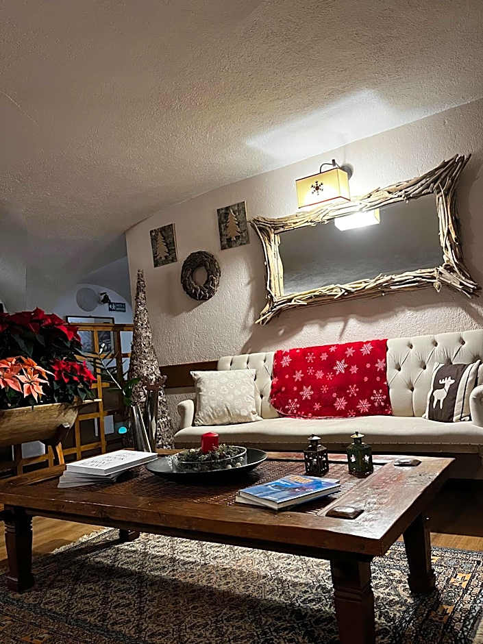 Hotel Coeur Du Village