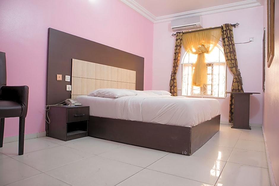 Meritz Hotels and Suites