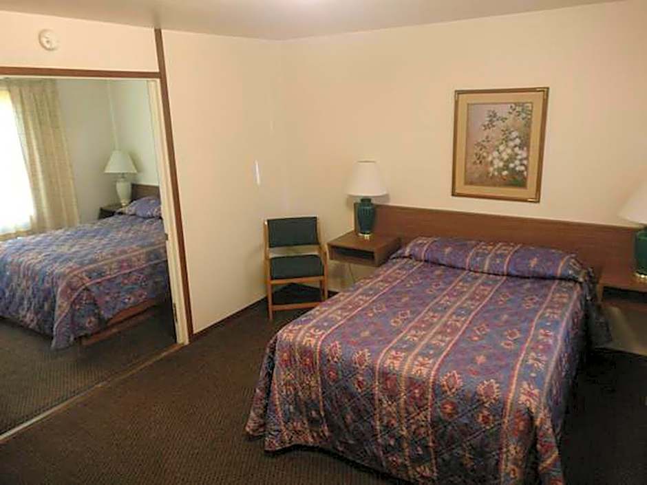 Lakeside Motel