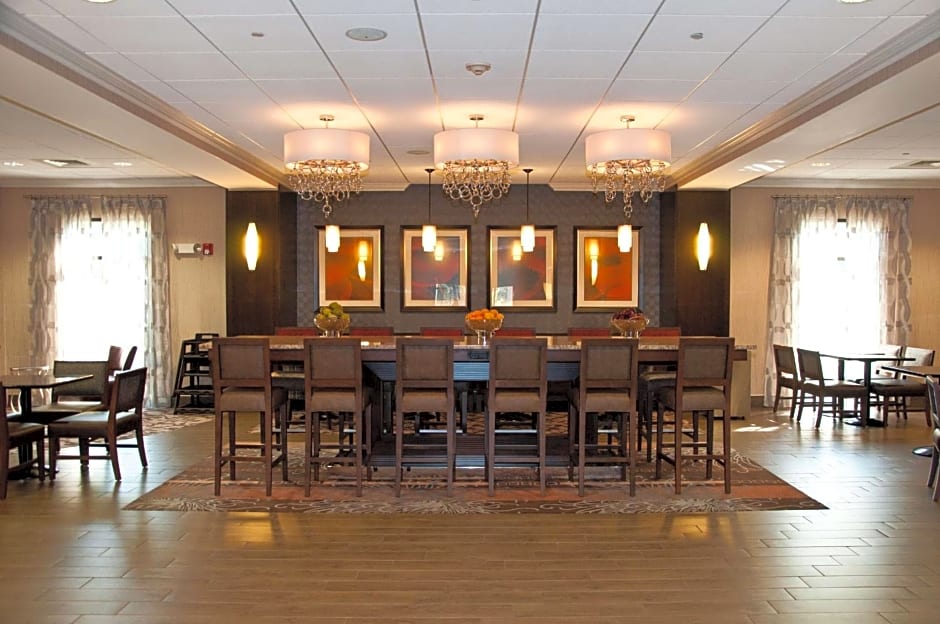 Hampton Inn By Hilton Doylestown