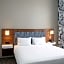 Hampton Inn By Hilton & Suites Los Angeles/Sherman Oaks