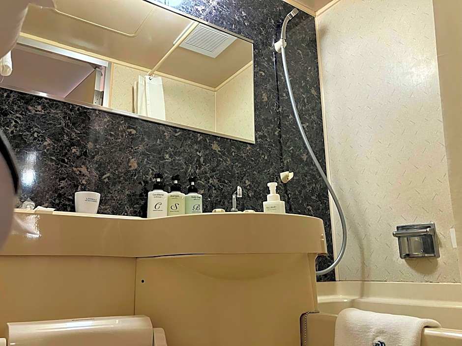 Hotel Livemax Naha