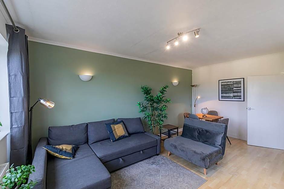 Park View - Modern - Parking