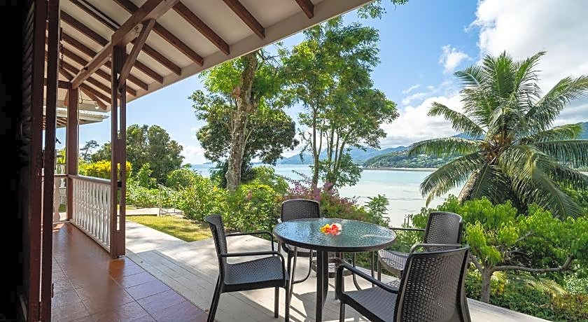 La Residence Villas & Studios