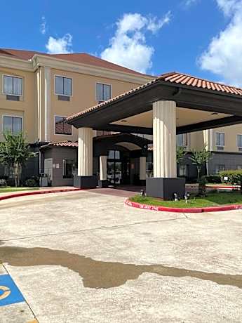 Spark by Hilton Houston Hobby Airport