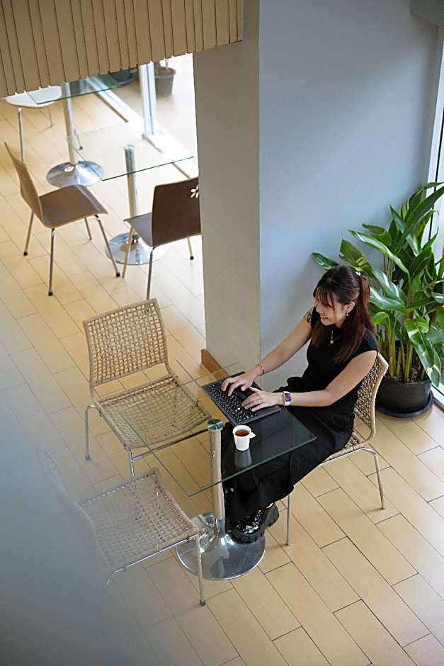 Nantra Sukhumvit 39 Hotel