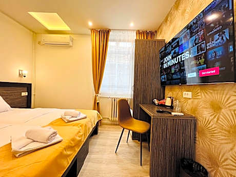 Side One Design Hotel Garni