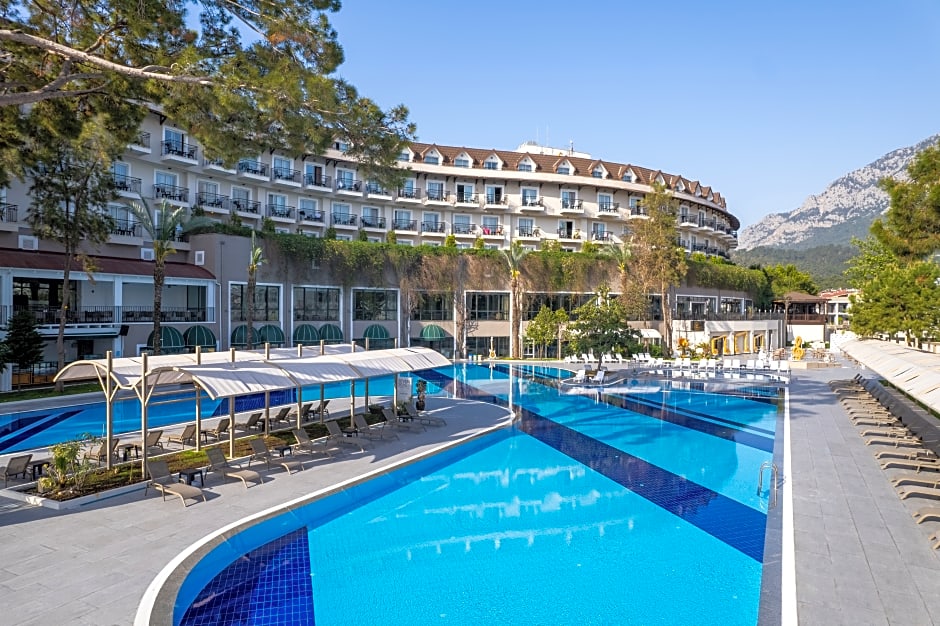 GRAVEL HOTELS SELECT