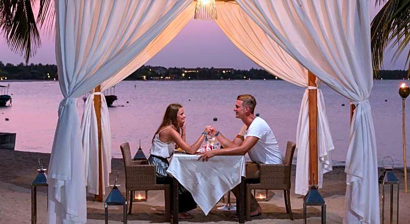 Amaya Beach Pasikudah