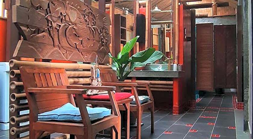 Aha Lanta Cozy Hostel