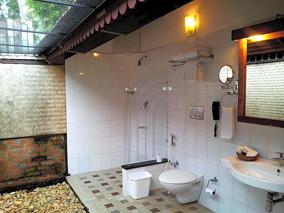 Abad Whispering Palms