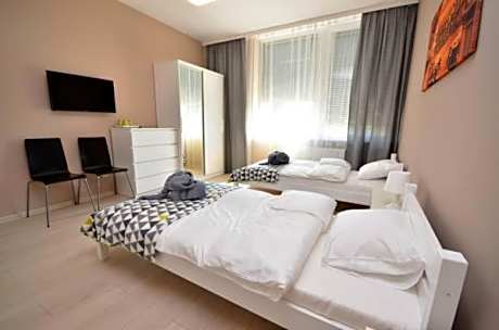 Economy Quintuple Room with Shared Bathroom