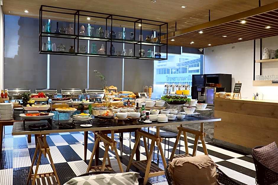 The Residence on Thonglor by UHG