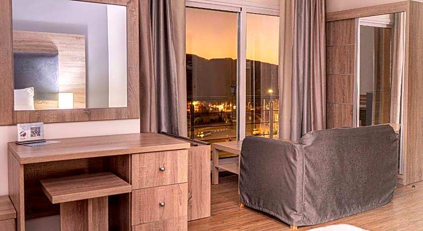 Petra Moon Hotel