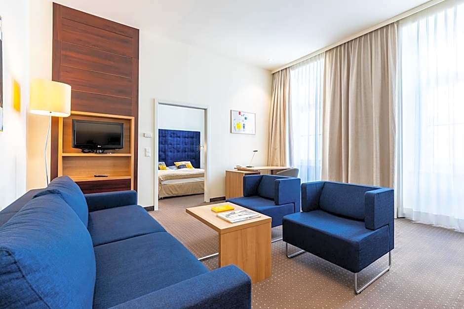 HiLight Suites Hotel