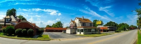 Coach House Inn