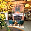 Williamsburg Woodlands Hotel & Suites, an official Colonial Williamsburg Hotel