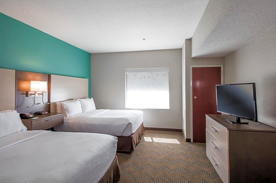 Holiday Inn Hotel & Suites Lake City