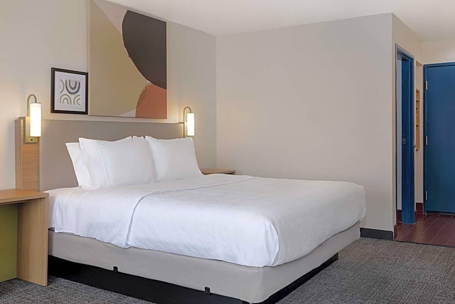 Spark by Hilton Evansville East, IN