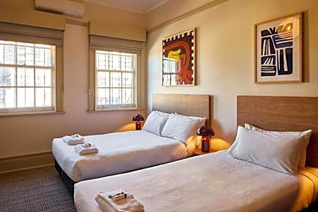 Superior Triple Room with Shared Bathroom
