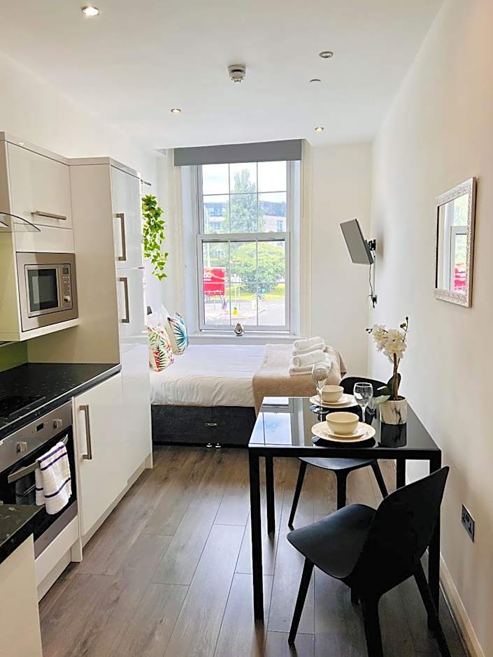 Fox House Studios, City centre Aparthotel