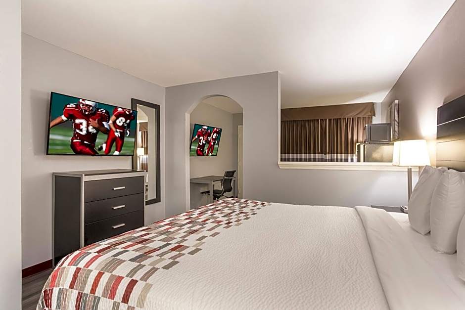 Red Roof Inn & Suites Athens, AL