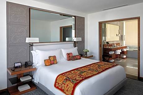 Presidential Pasaje PH, Penthouse Suite, 1 King, Fireplace