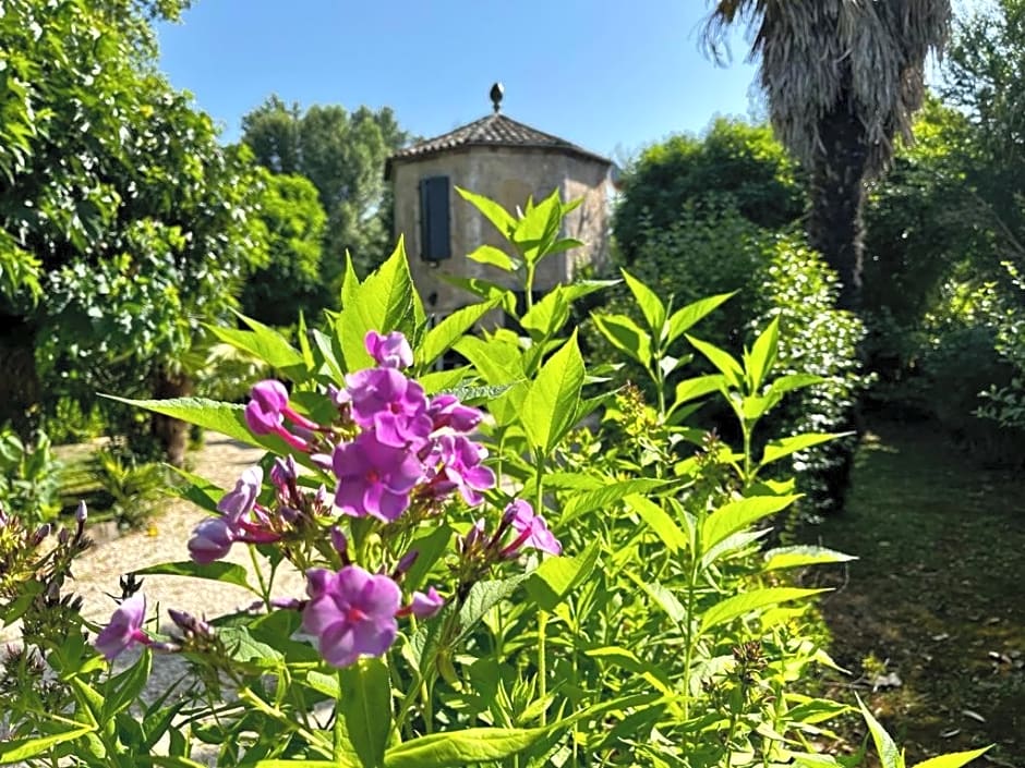 Les Gîtes et la Chambre de Labahou SPA