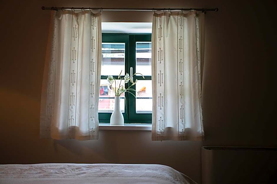 Pri Žabarju Bed & Breakfast Ljubljana