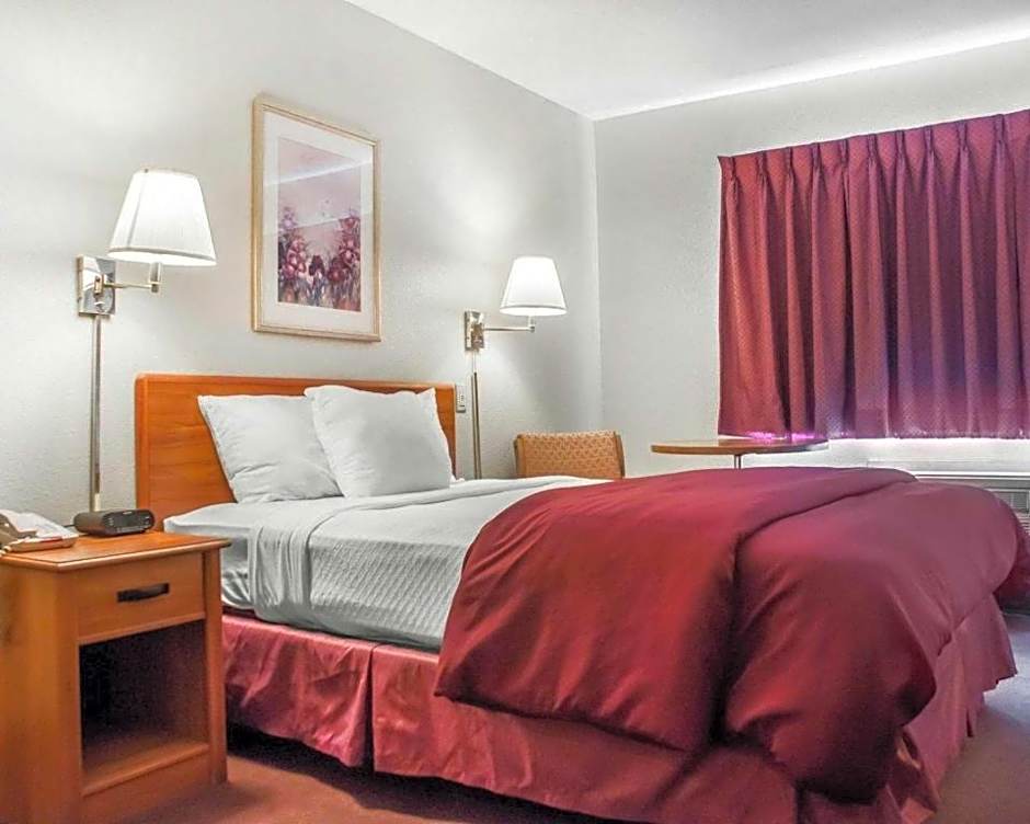 Econo Lodge Ithaca Airport 