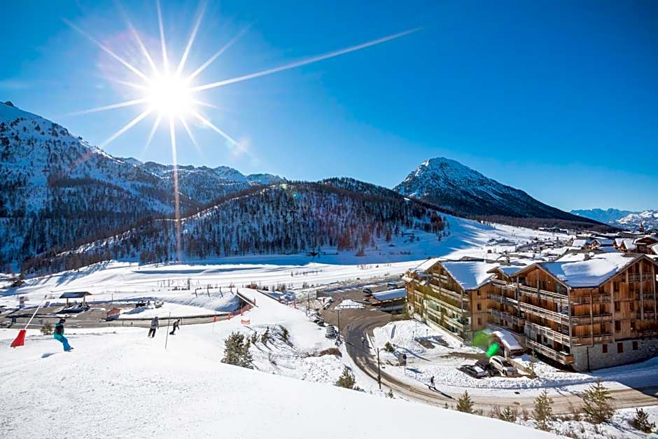 Résidence Club mmv Le Hameau des Airelles ****